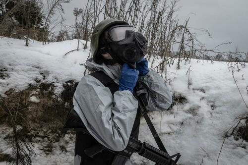 US Says Russia Using “Chemical Weapons” In Ukraine…Except It’s Tear Gas