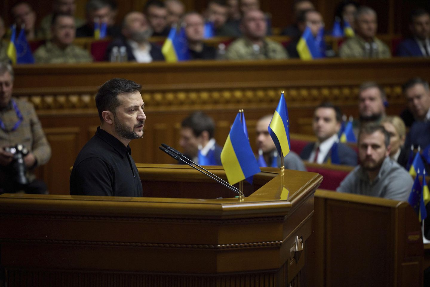 Zelenskyy’s long-promised blueprint to end Russia war draws mixed reviews