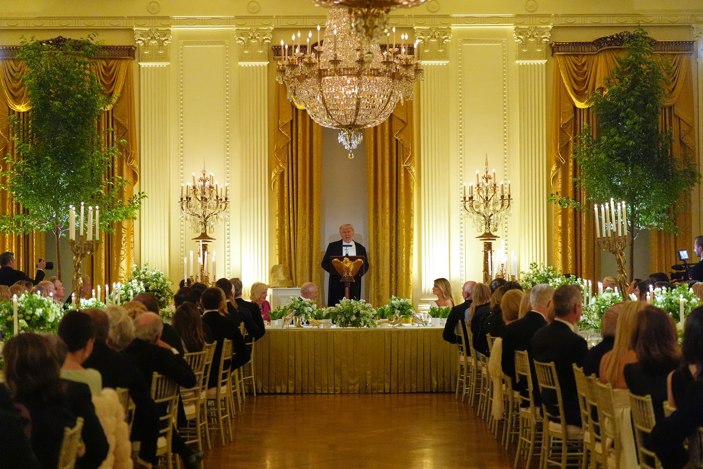 Charles notes ballroom renovations, notes previous British presence at White House