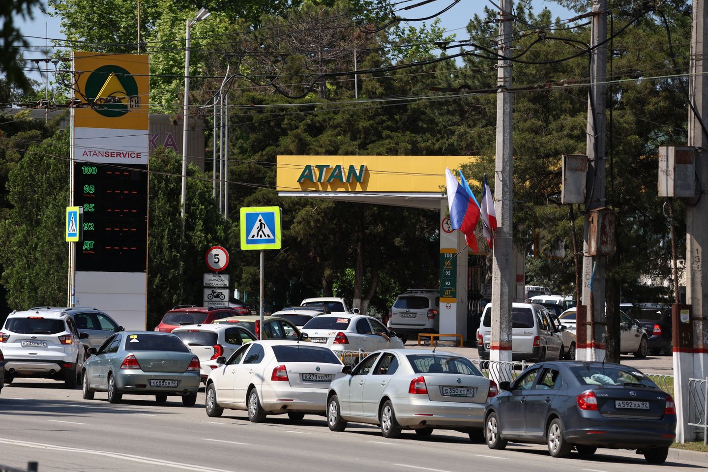 Russian official sounds alarm about impending chaos over Ukraine war, economic failures