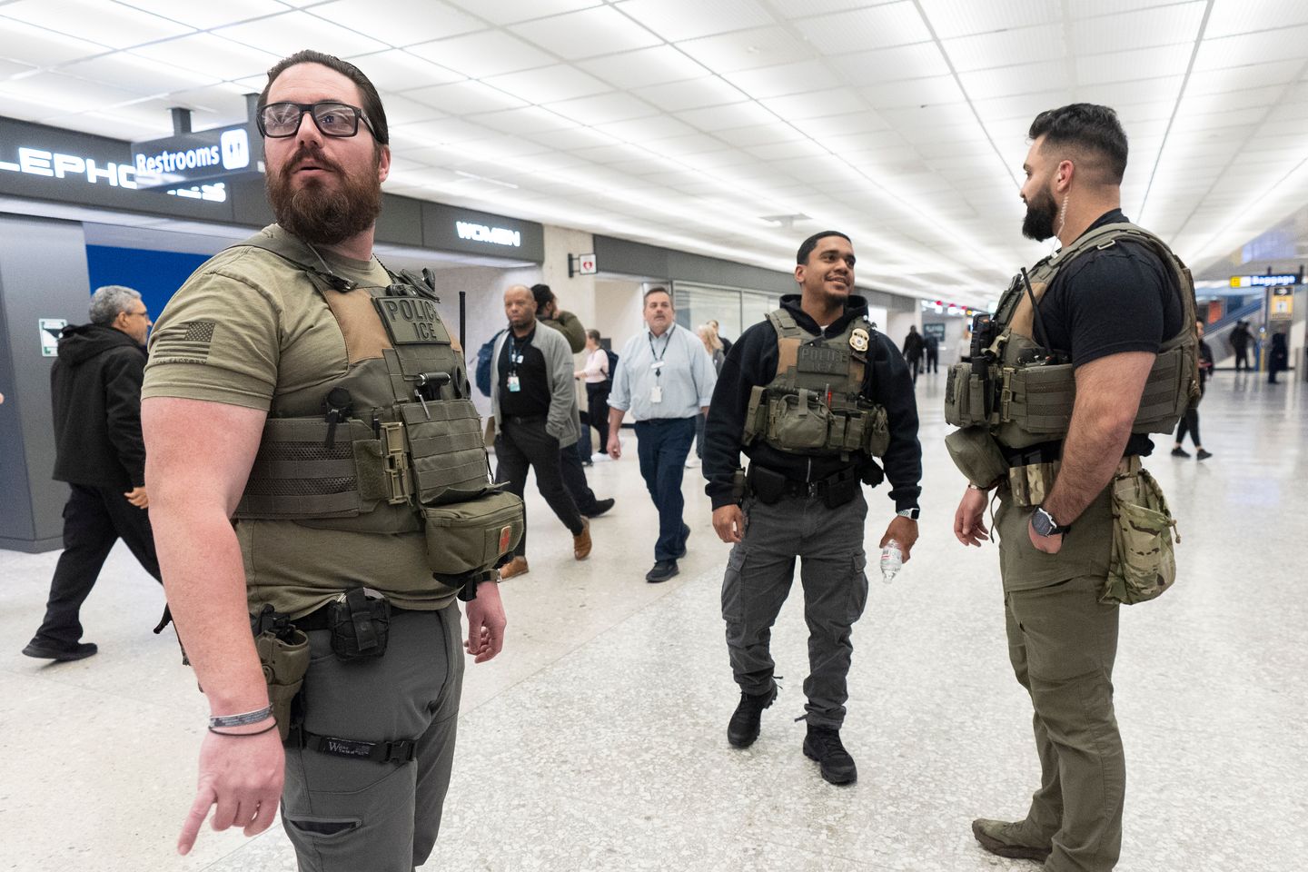 Judge blocks Virginia’s new law barring police and sheriffs’ cooperation with ICE