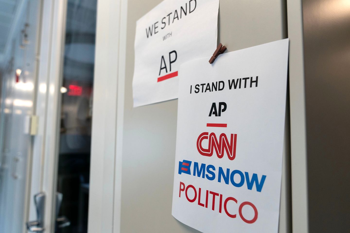 Judge considering an emergency order to end Trump’s ban on CNN, MS Now and Politico